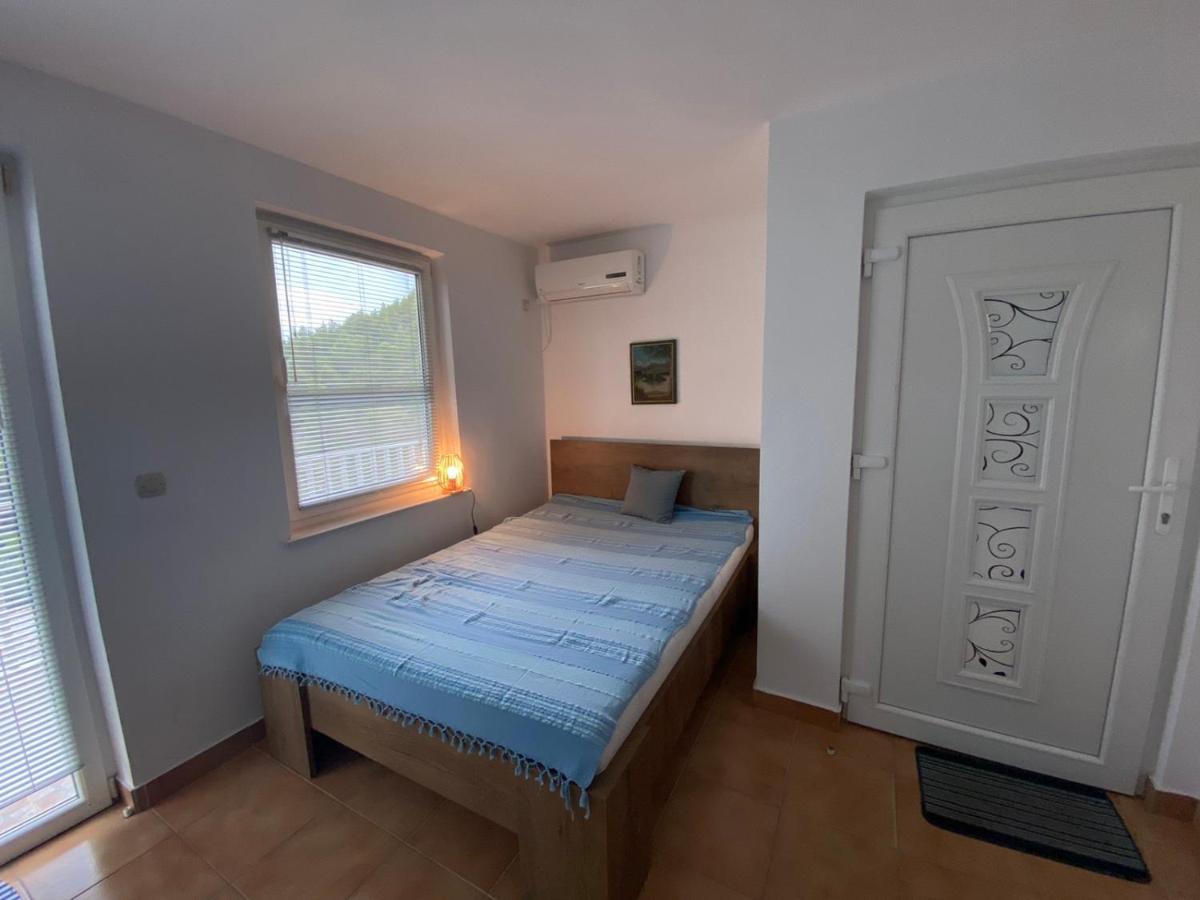 Apartmán Apartman Ana Žuljana Exteriér fotografie